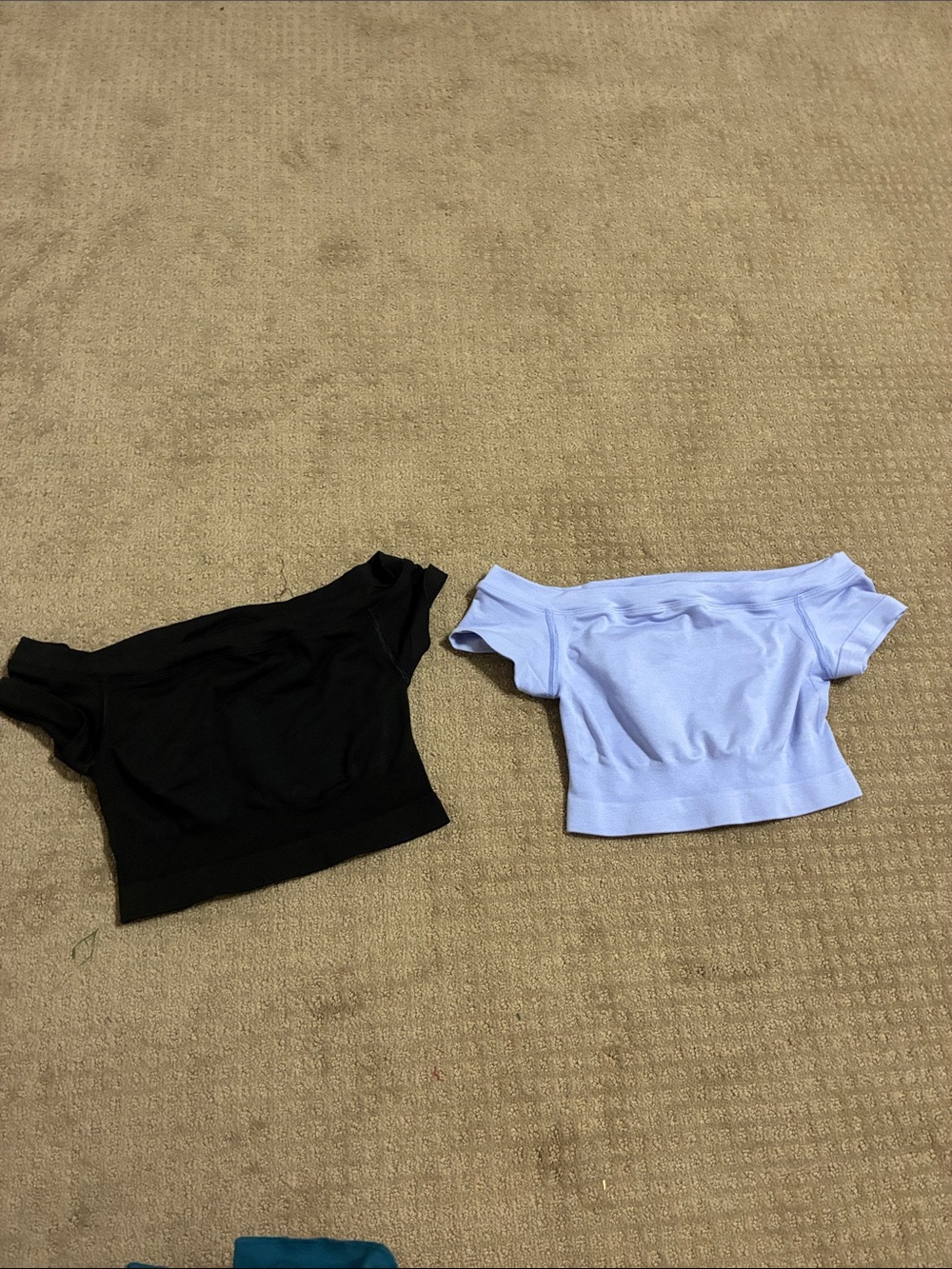 Alphalete Girls' Off-Shoulder Crop Tops - Black & Light Blue
